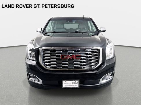 Used 2019 GMC Yukon XL Denali w/ Denali Ultimate Package AWD/4WD image 2