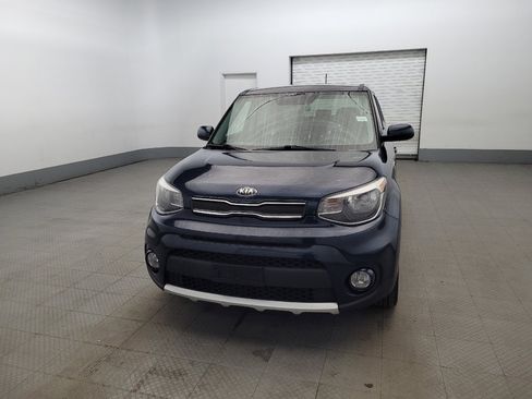 Used 2018 Kia Soul + FWD image 15