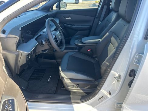 New 2026 Nissan Leaf SV+ image 9