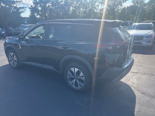 Used 2021 Nissan Rogue SV AWD/4WD image 6