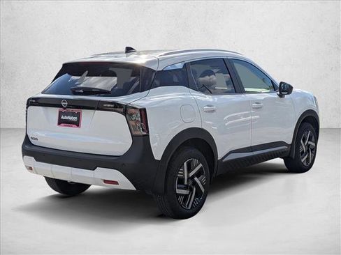 New 2026 Nissan Kicks SV image 2