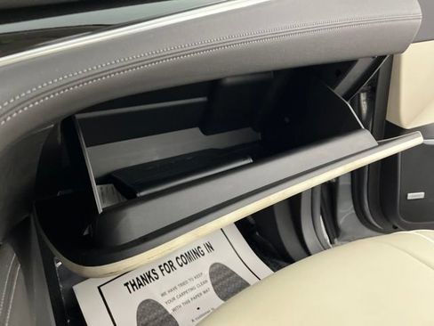 Used 2023 Buick Enclave Avenir w/ Avenir Technology Package FWD image 40
