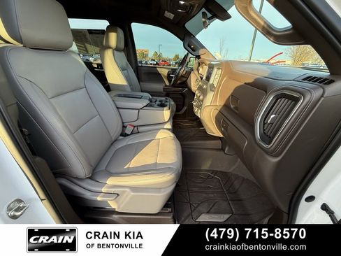 Used 2019 Chevrolet Silverado 1500 LT w/ Texas Edition image 31