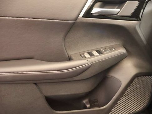 New 2026 Nissan Rogue SL AWD/4WD image 9