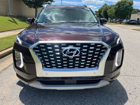 Used 2021 Hyundai Palisade Limited FWD image 2