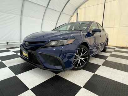 Used 2024 Toyota Camry SE w/ Cold Weather Package