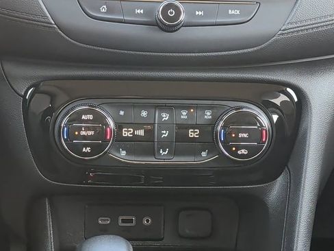 Used 2023 Buick Encore GX Select w/ Sport Touring Package image 4