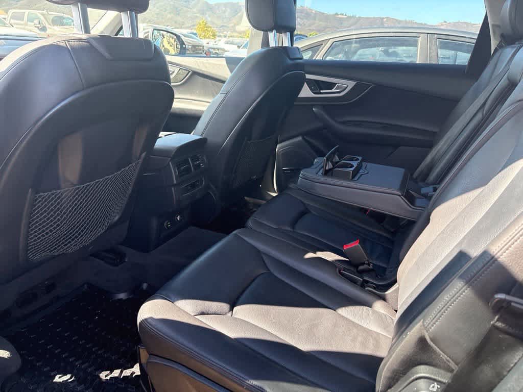 Used 2018 Audi Q7 2.0T Premium Plus w/ Premium Plus Package AWD/4WD image 6