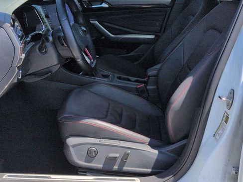Used 2023 Volkswagen Jetta GLI Autobahn FWD image 17