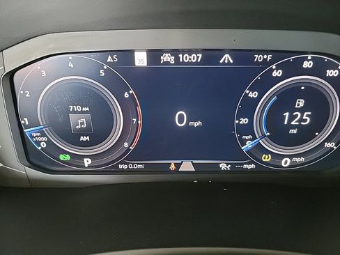 Used 2022 Volkswagen Atlas SEL Premium image 18