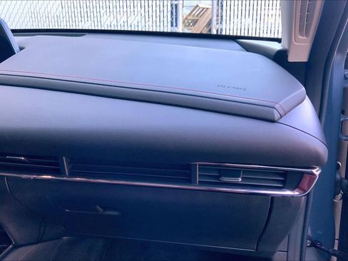 Used 2023 MAZDA CX-30 AWD 2.5 S w/ Preferred Package image 18