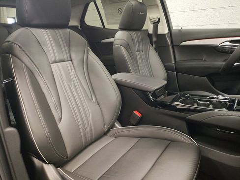 New 2026 Buick Envision Avenir image 9