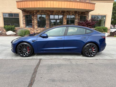Used 2022 Tesla Model 3 Performance AWD/4WD image 2