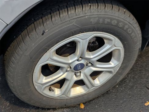 Used 2018 Ford EcoSport SE image 8