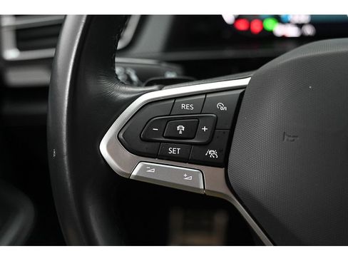 Used 2024 Volkswagen Atlas Cross Sport SEL Premium R-Line image 40