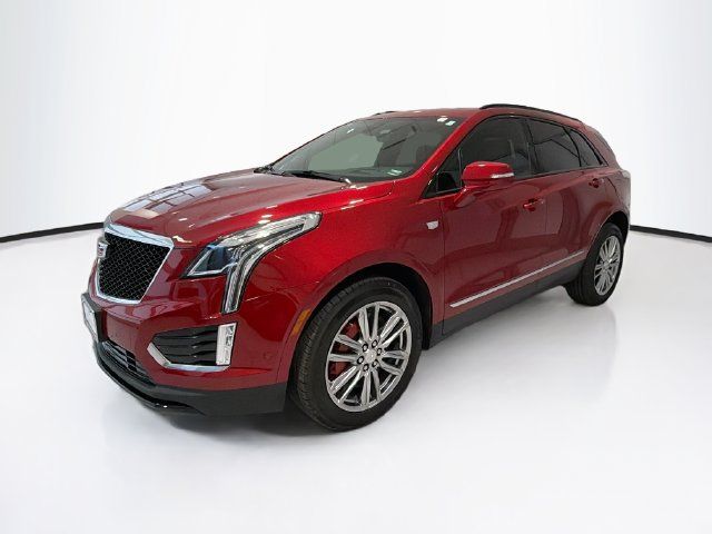 Used 2025 Cadillac XT5 Sportv w/ Technology Package AWD/4WD image 3