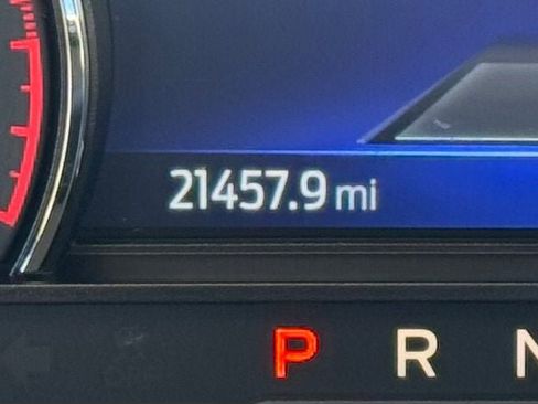 Used 2022 Ford Explorer Limited w/ Limited Technology Package image 18