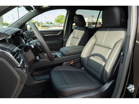 New 2026 GMC Acadia Elevation w/ Black Edition AWD/4WD image 12