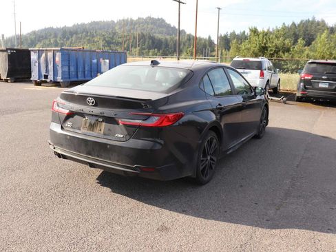 Used 2025 Toyota Camry XSE w/ Premium Plus Package AWD/4WD image 5