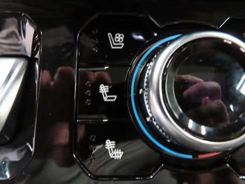 Used 2025 GMC Sierra 2500 AT4 w/ AT4 Premium Plus Package image 70