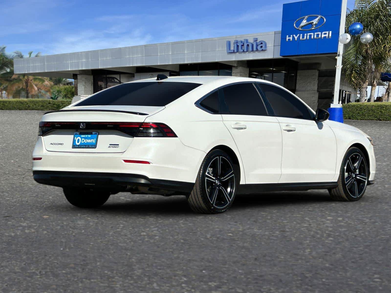 Used 2025 Honda Accord Sport image 3
