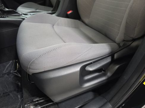 Certified 2024 Toyota Corolla Cross AWD Hybrid w/ Moonroof Package image 26