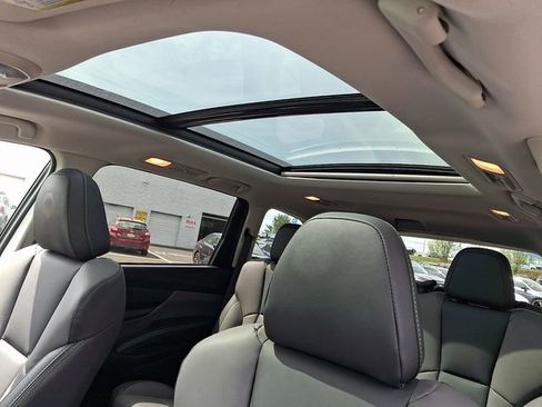 Certified 2023 Subaru Ascent Onyx Edition AWD/4WD image 16