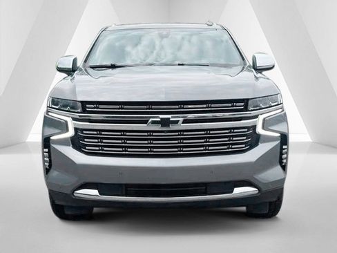 Used 2021 Chevrolet Tahoe Premier w/ Premium Package AWD/4WD image 2