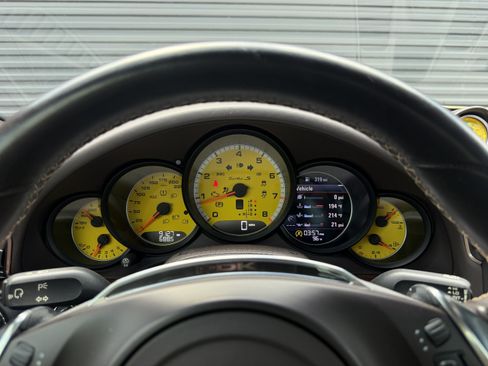 Used 2014 Porsche 911 Turbo S AWD/4WD image 17