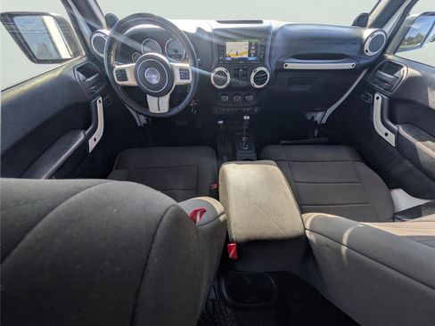 Used 2012 Jeep Wrangler Arctic image 26