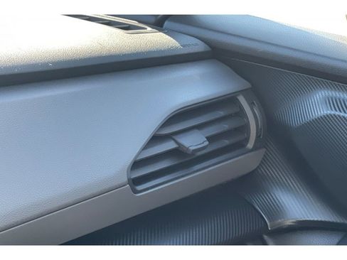 Certified 2025 Subaru Crosstrek 2.0i Premium w/ Crosstrek Mirror Package image 29