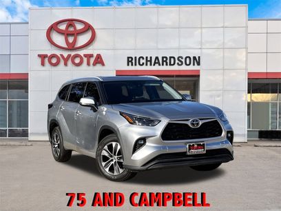 Used 2022 Toyota Highlander XLE