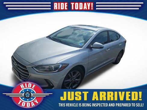 Used 2018 Hyundai Elantra Value Edition w/ Cargo Package FWD image 1