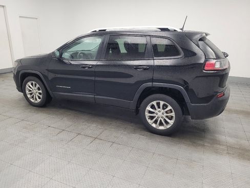 Used 2020 Jeep Cherokee Latitude FWD image 3