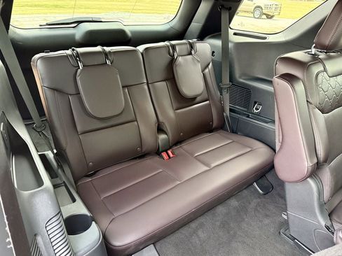 Certified 2025 Ford Explorer Platinum w/ LUX Leather Package AWD/4WD image 20