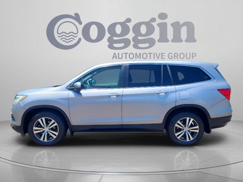 Used 2016 Honda Pilot EX image 2