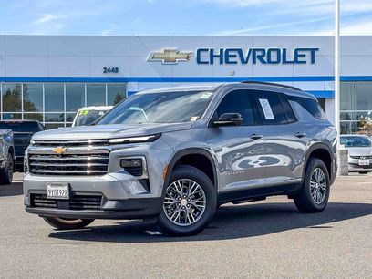 Used 2026 Chevrolet Traverse LT w/ Enhanced Driving Package