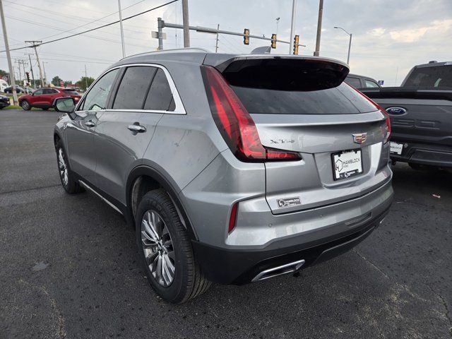 Used 2025 Cadillac XT4 Premium Luxury FWD image 7