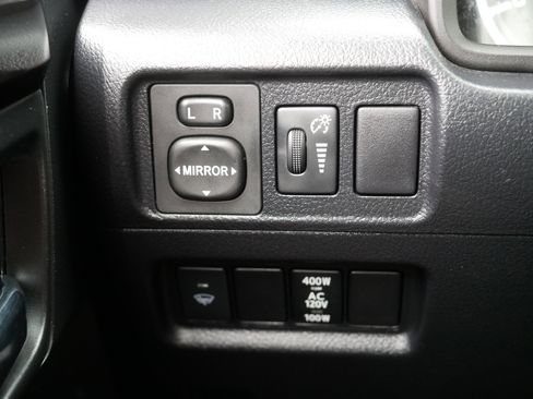 Used 2019 Toyota 4Runner TRD Off-Road Premium image 26