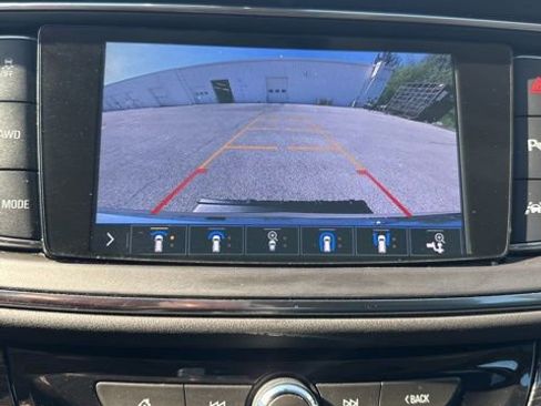 Used 2020 Buick Enclave Avenir w/ Avenir Technology Package AWD/4WD image 30