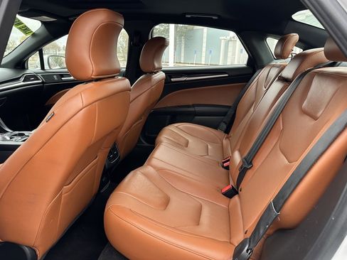 Used 2019 Ford Fusion Titanium image 25