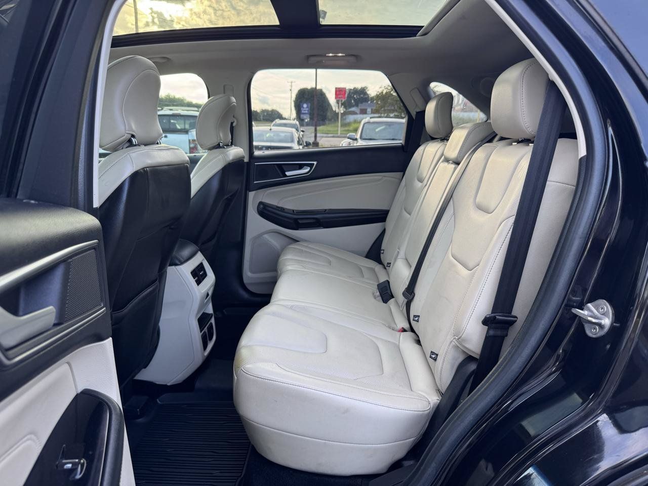 Used 2017 Ford Edge Titanium w/ Canadian Touring Package AWD/4WD image 12