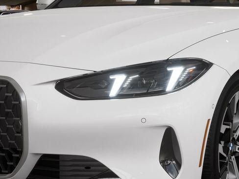 New 2026 BMW 430i Coupe w/ Premium Package image 28