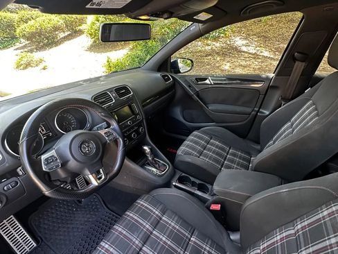 Used 2012 Volkswagen GTI 4-Door FWD image 15