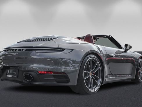 Used 2020 Porsche 911 Carrera 4S image 3
