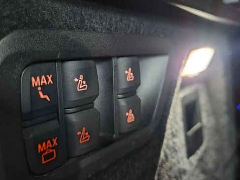 Used 2019 BMW X7 xDrive40i w/ Premium Package image 86