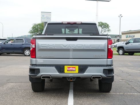 Used 2023 Chevrolet Silverado 1500 High Country w/ Technology Package AWD/4WD image 6