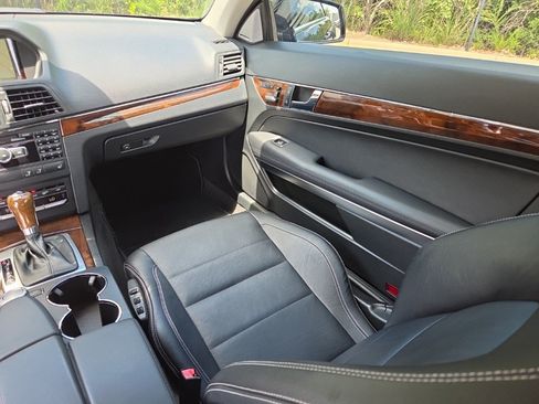 Used 2013 Mercedes-Benz E 350 Cabriolet image 31