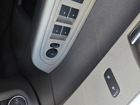 Used 2012 Chevrolet Traverse LS FWD image 51