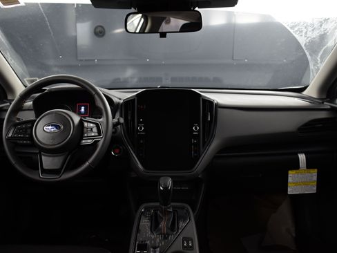 Used 2025 Subaru Crosstrek 2.5i Limited AWD/4WD image 21